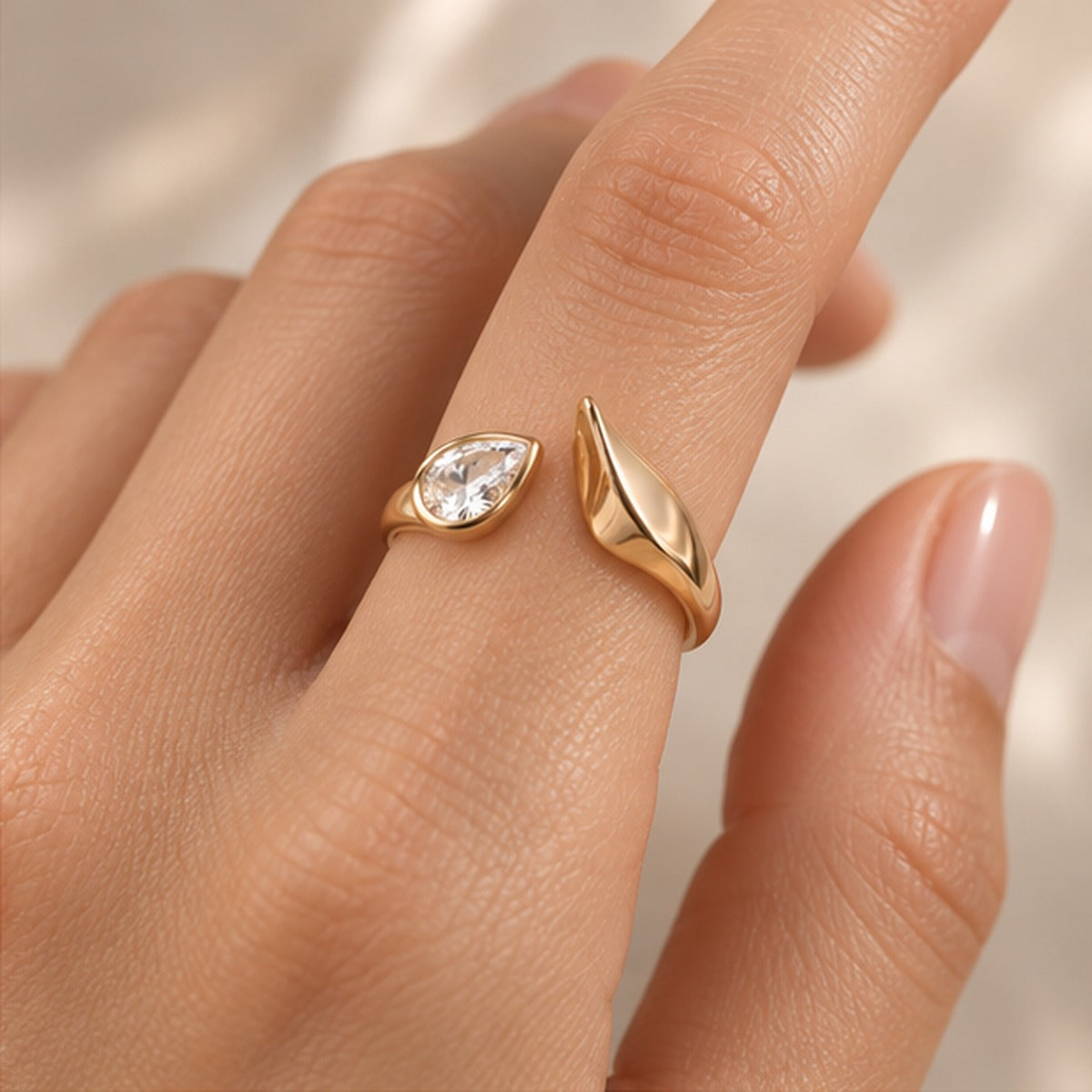 VIVALORA® Aster Fold Ring — worn view